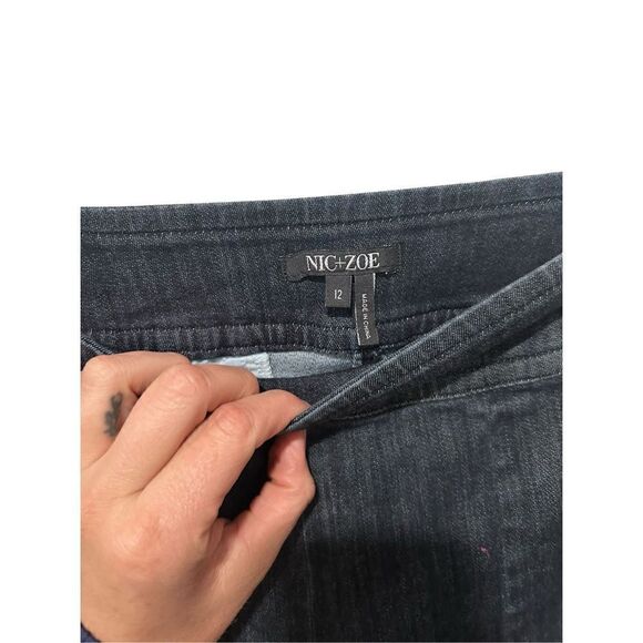 Nic+Zoe Flat Front Stretch Wide Leg Cropped Denim Pants Blue Dark Wash Size 12 - Picture 4 of 7